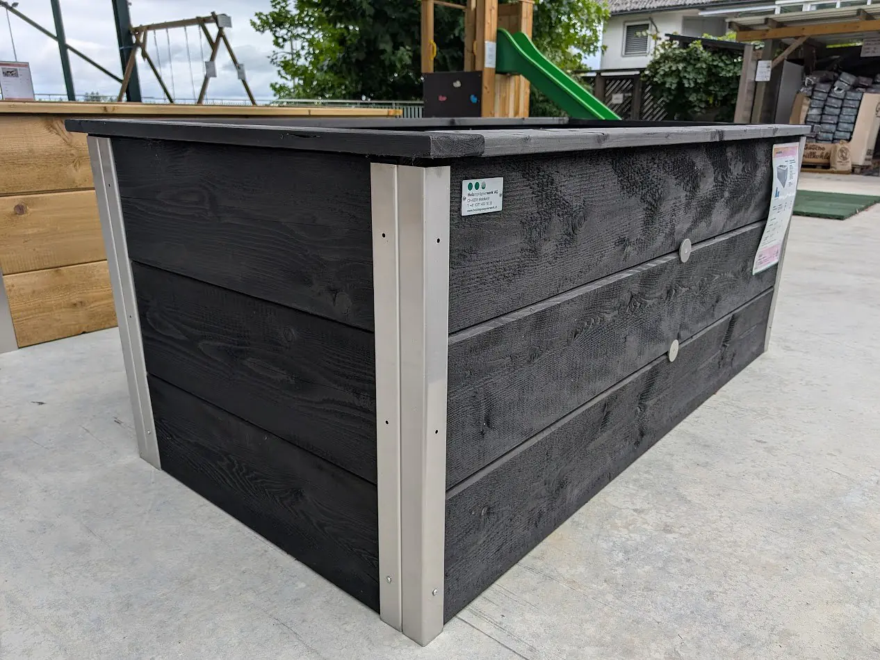 Hochbeete & Gartenmöbel