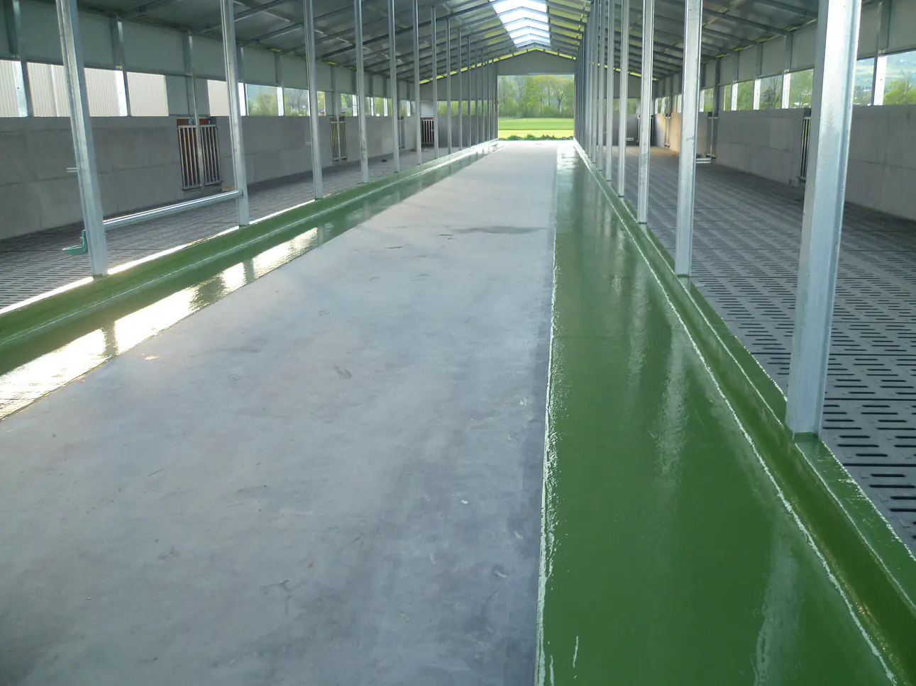 Futtertischauskleidung