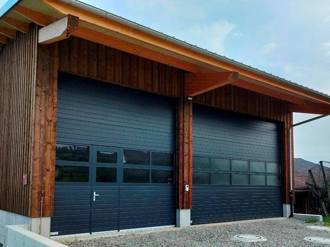 Industrie Sectionaltore