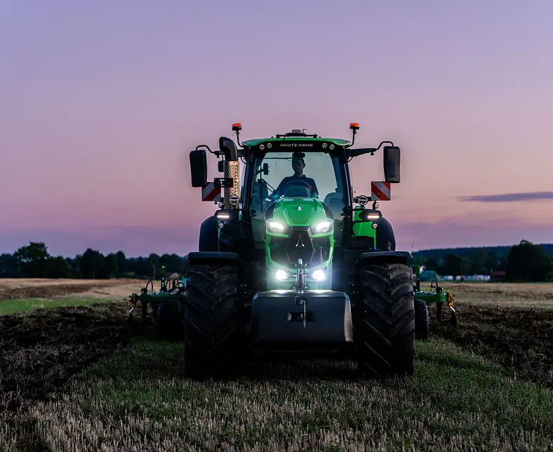 Series 8_8280 TTV Warrior_Stage V_Field_DSC03105.jpg